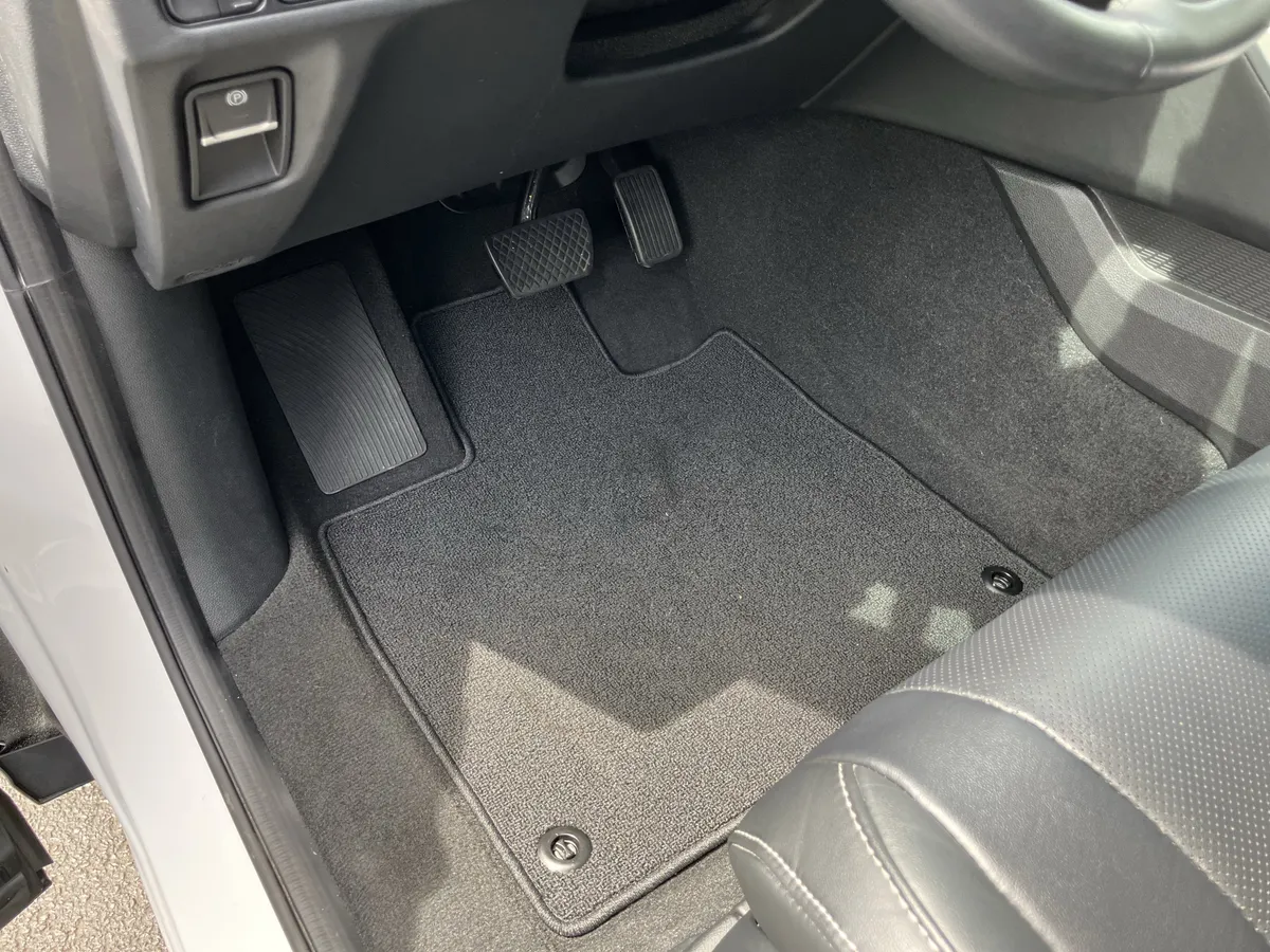 2024 Acura MDX SH-AWD w/Technology Package thumbnail 18