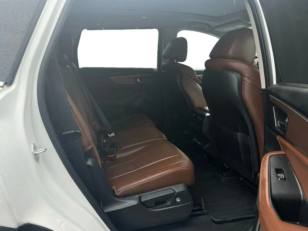 2024 Acura MDX Technology thumbnail 23