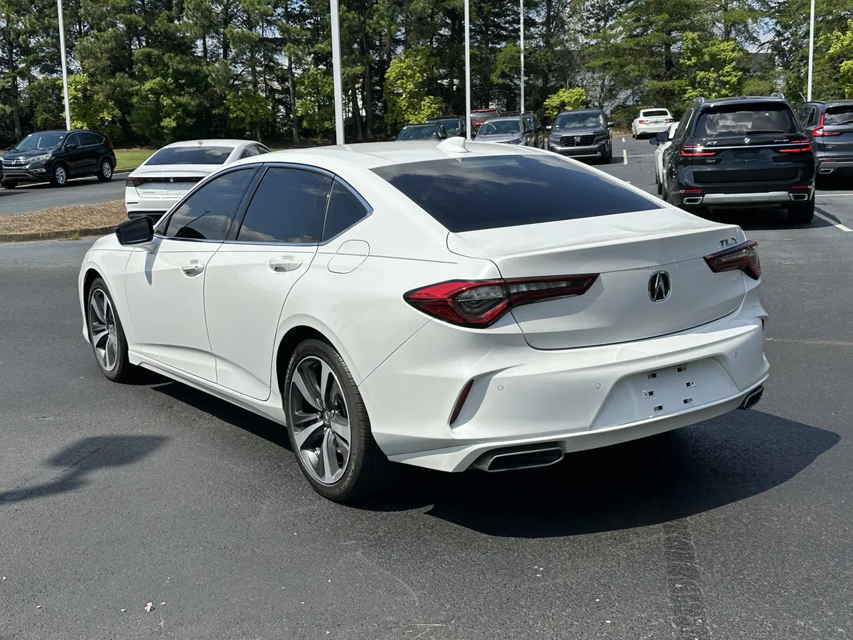 2024 Acura TLX FWD w/Technology Package thumbnail 11