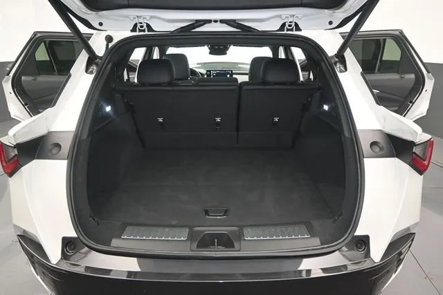 2024 Acura ZDX Base thumbnail 14