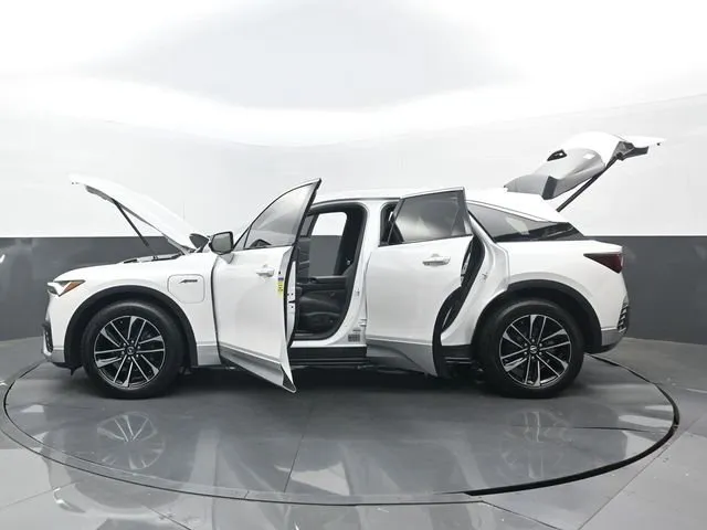 2024 Acura ZDX Base thumbnail 33