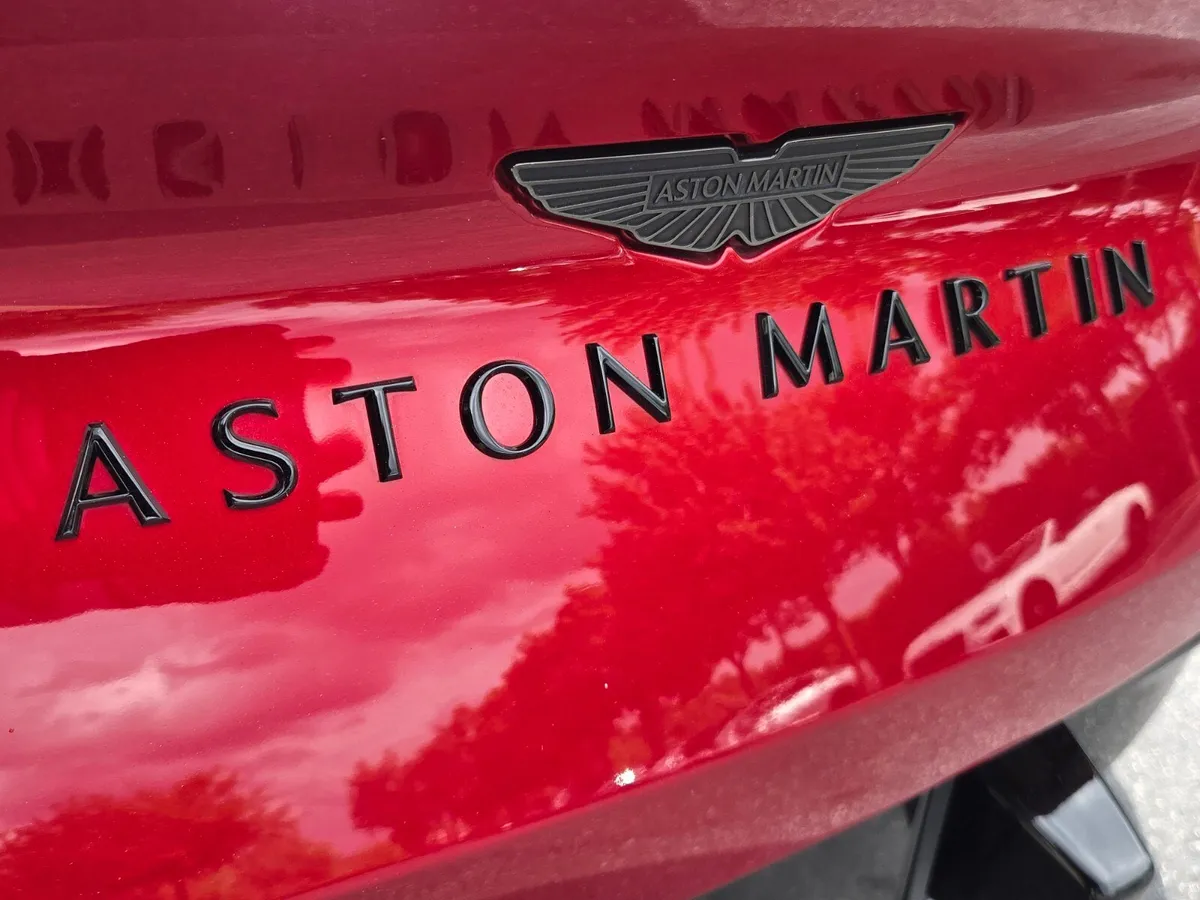 2024 Aston Martin DB12 thumbnail 12