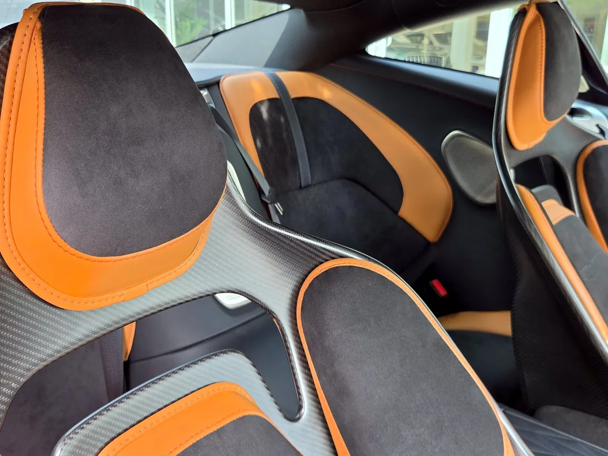 2024 Aston Martin DB12 thumbnail 28