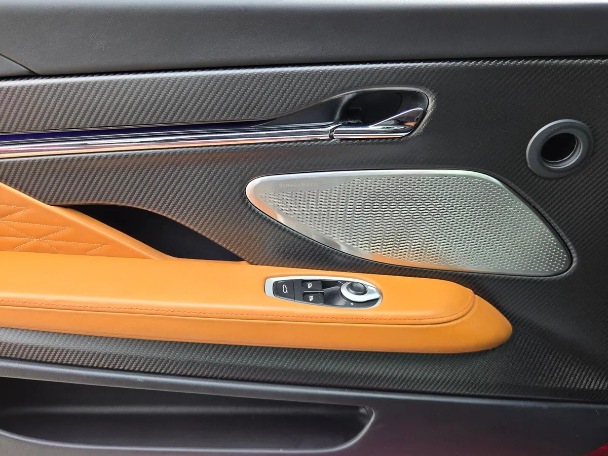 2024 Aston Martin DB12 thumbnail 43