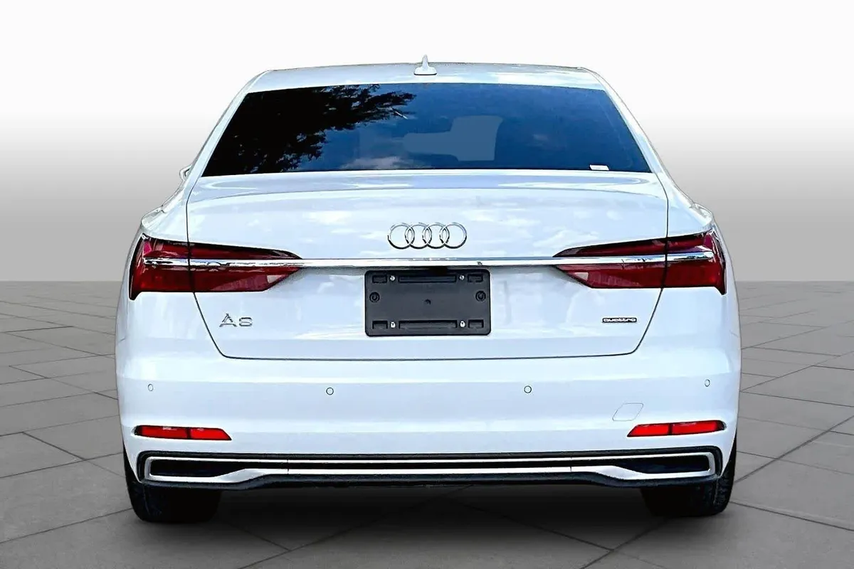 2024 Audi A6 Sedan Premium thumbnail 5
