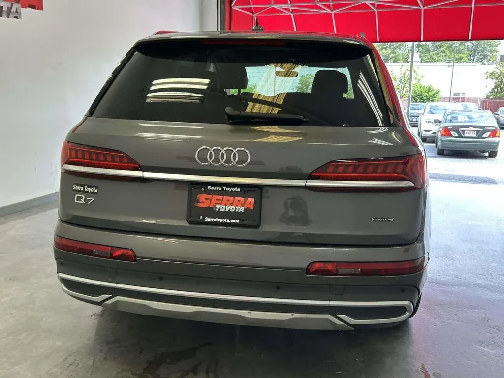 2024 Audi Q7 55 Premium Plus thumbnail 4