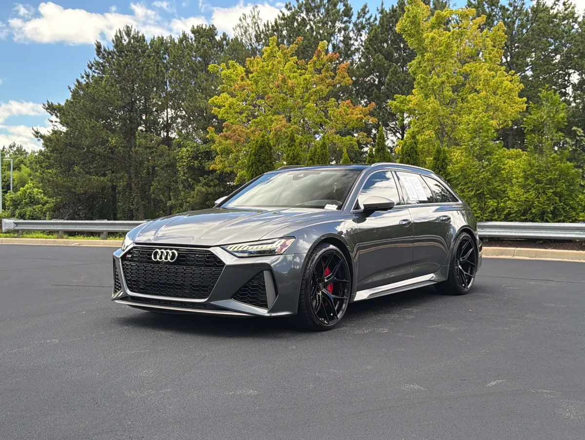 2024 Audi RS 6 Avant performance thumbnail 13
