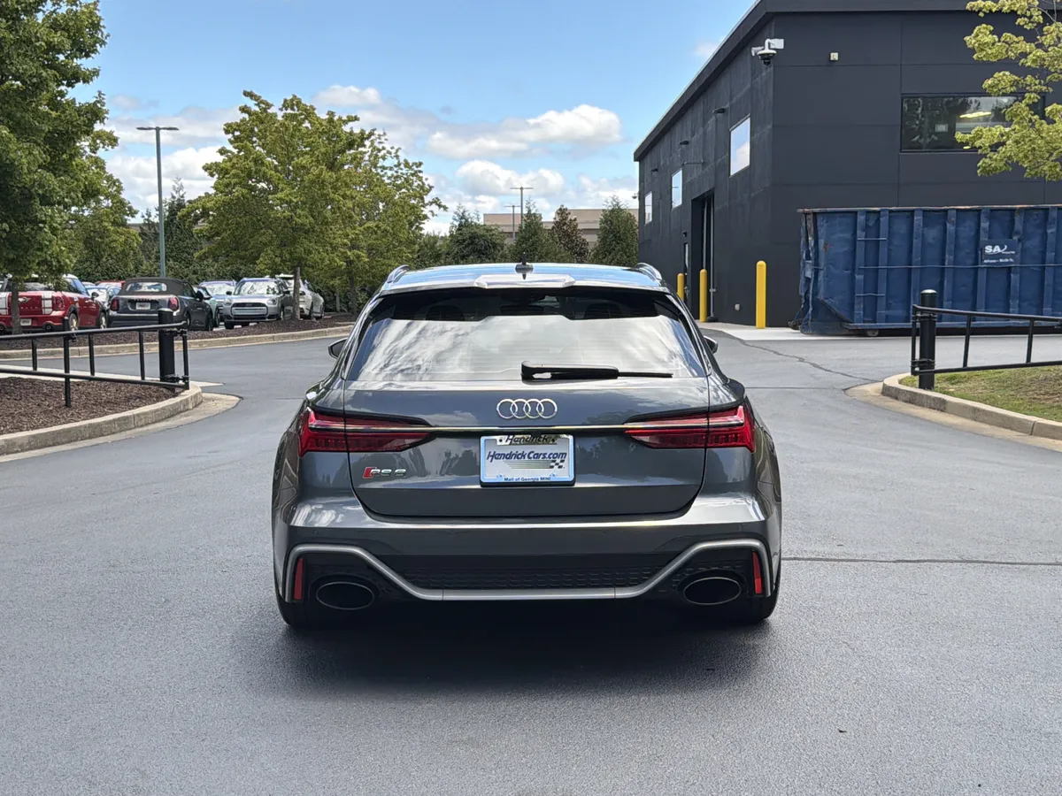 2024 Audi RS 6 Avant performance thumbnail 16