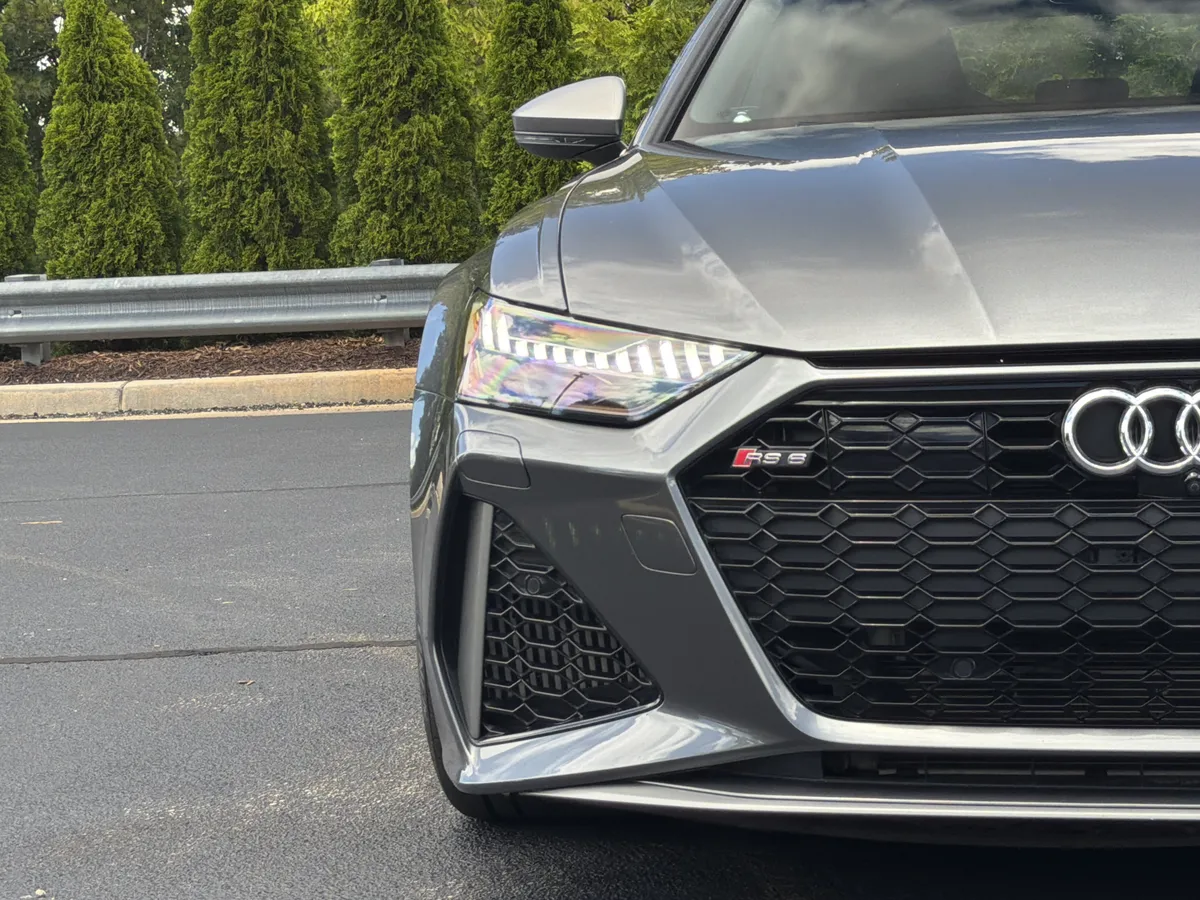 2024 Audi RS 6 Avant performance thumbnail 18