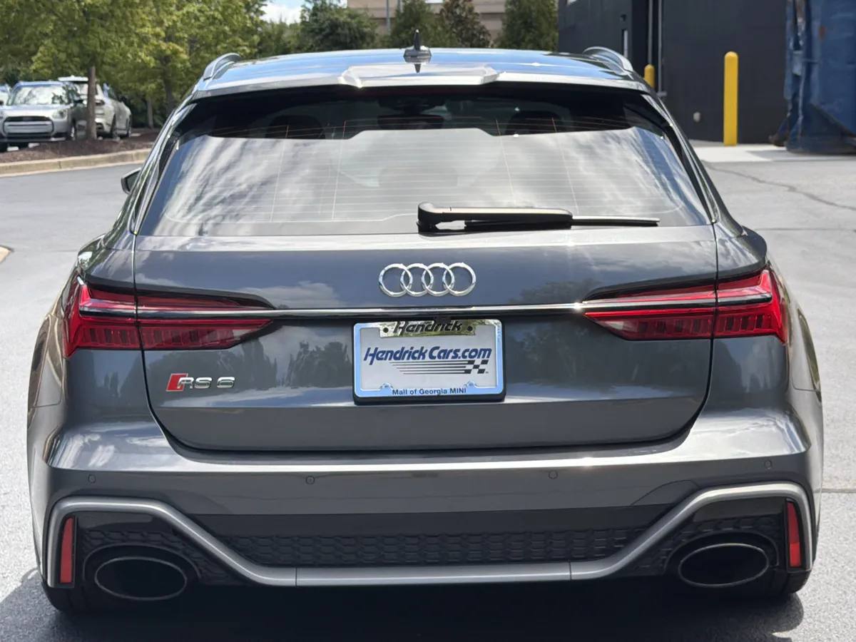 2024 Audi RS 6 Avant performance thumbnail 22