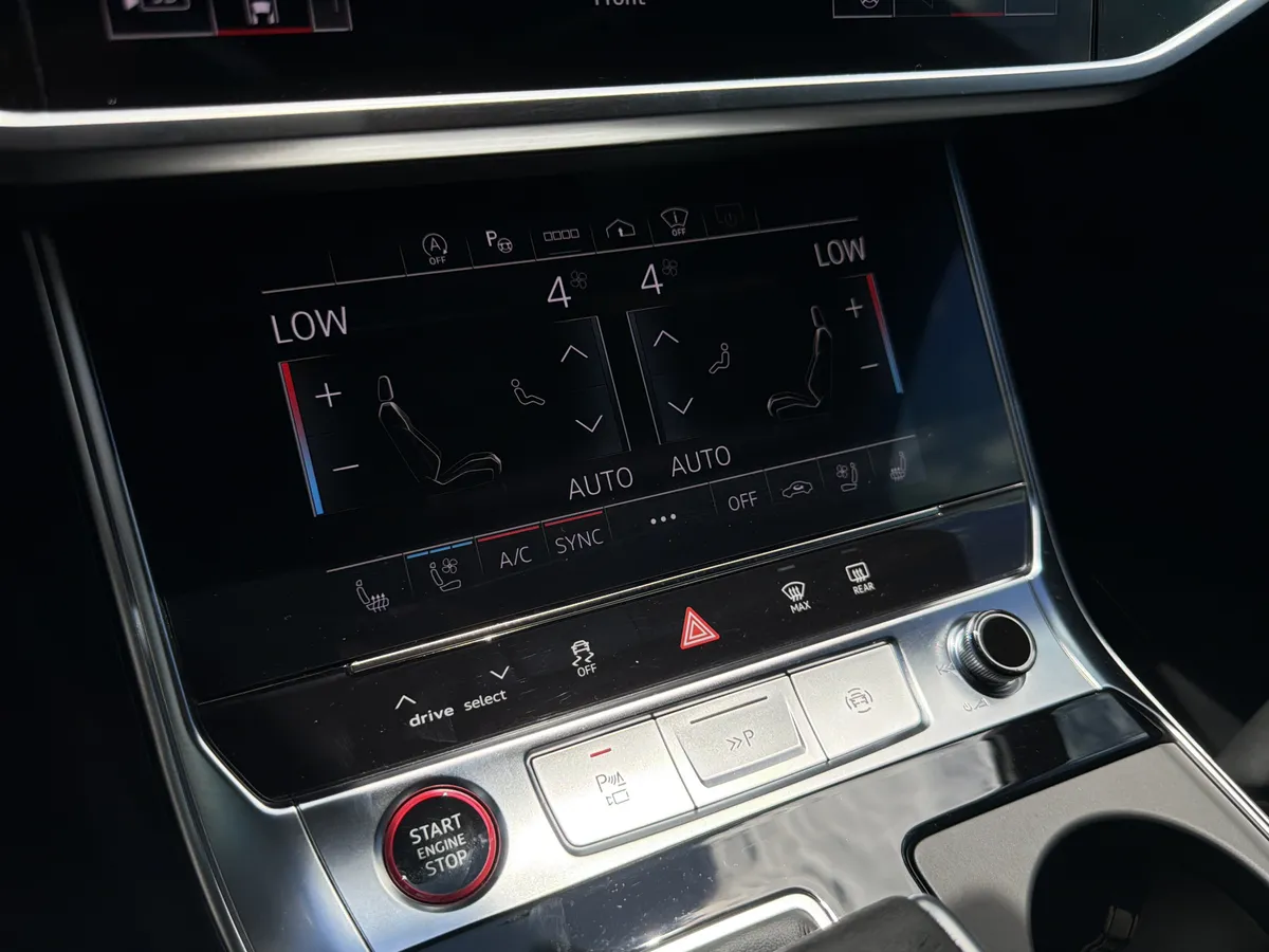 2024 Audi RS 6 Avant performance thumbnail 41