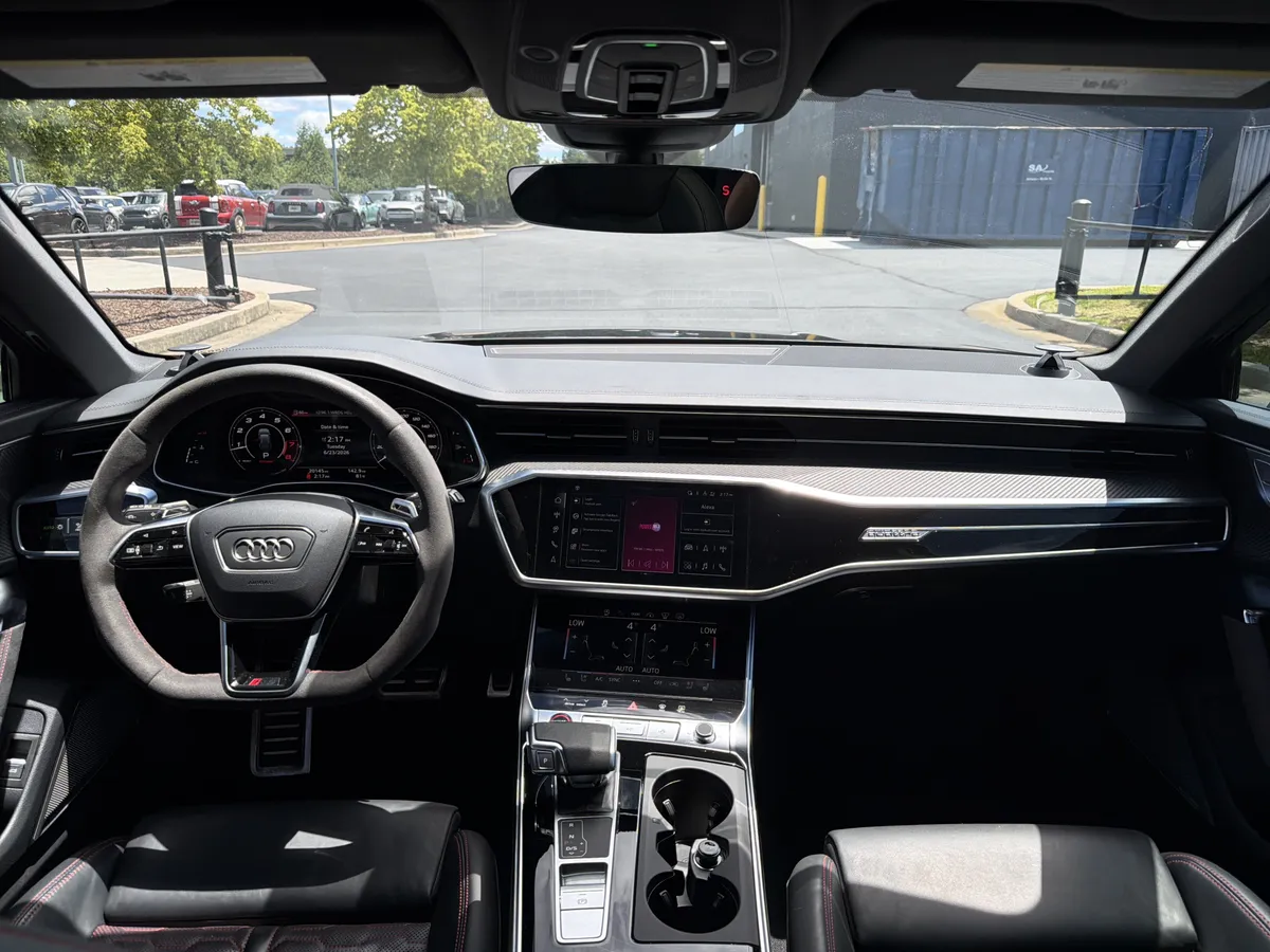 2024 Audi RS 6 Avant performance thumbnail 46