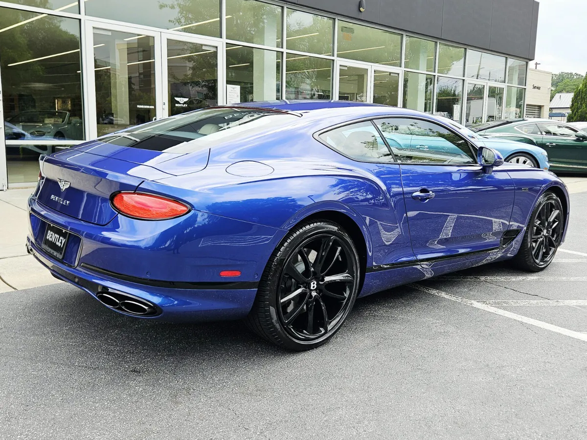 2024 Bentley Continental thumbnail 10