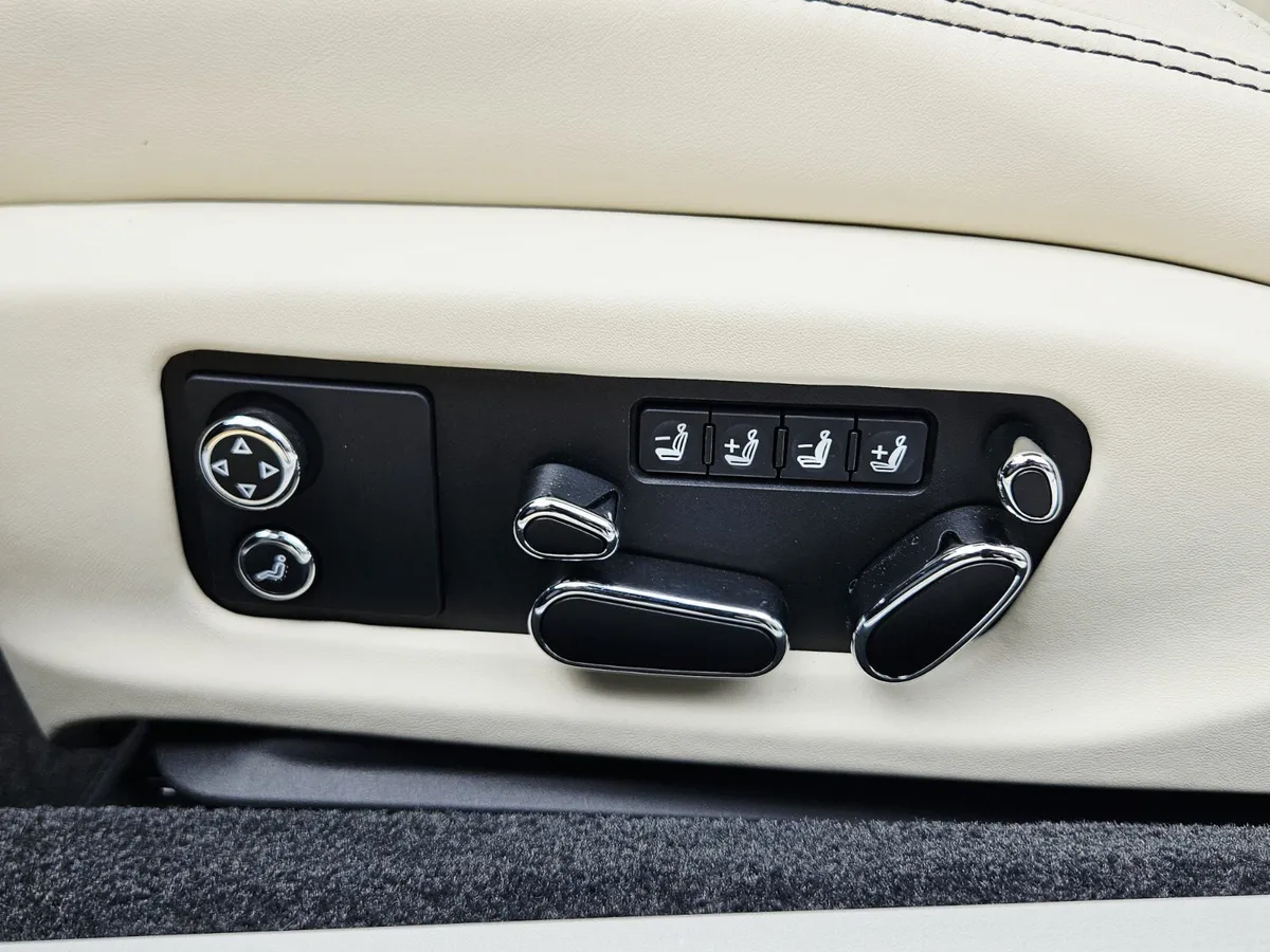 2024 Bentley Continental thumbnail 21