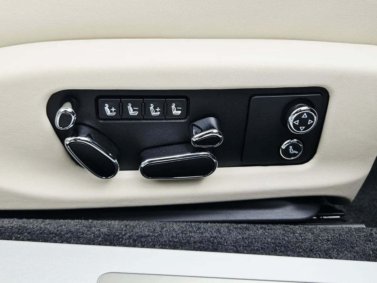 2024 Bentley Continental thumbnail 30