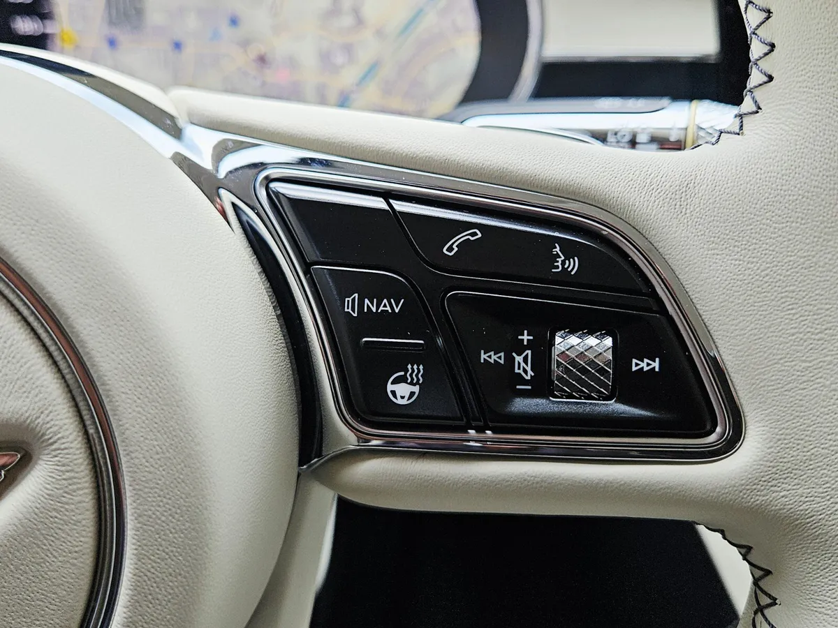 2024 Bentley Continental thumbnail 49