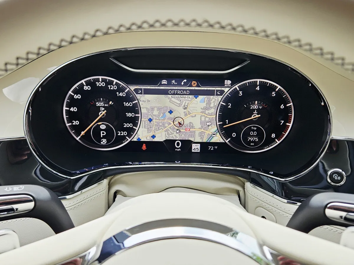 2024 Bentley Continental thumbnail 50