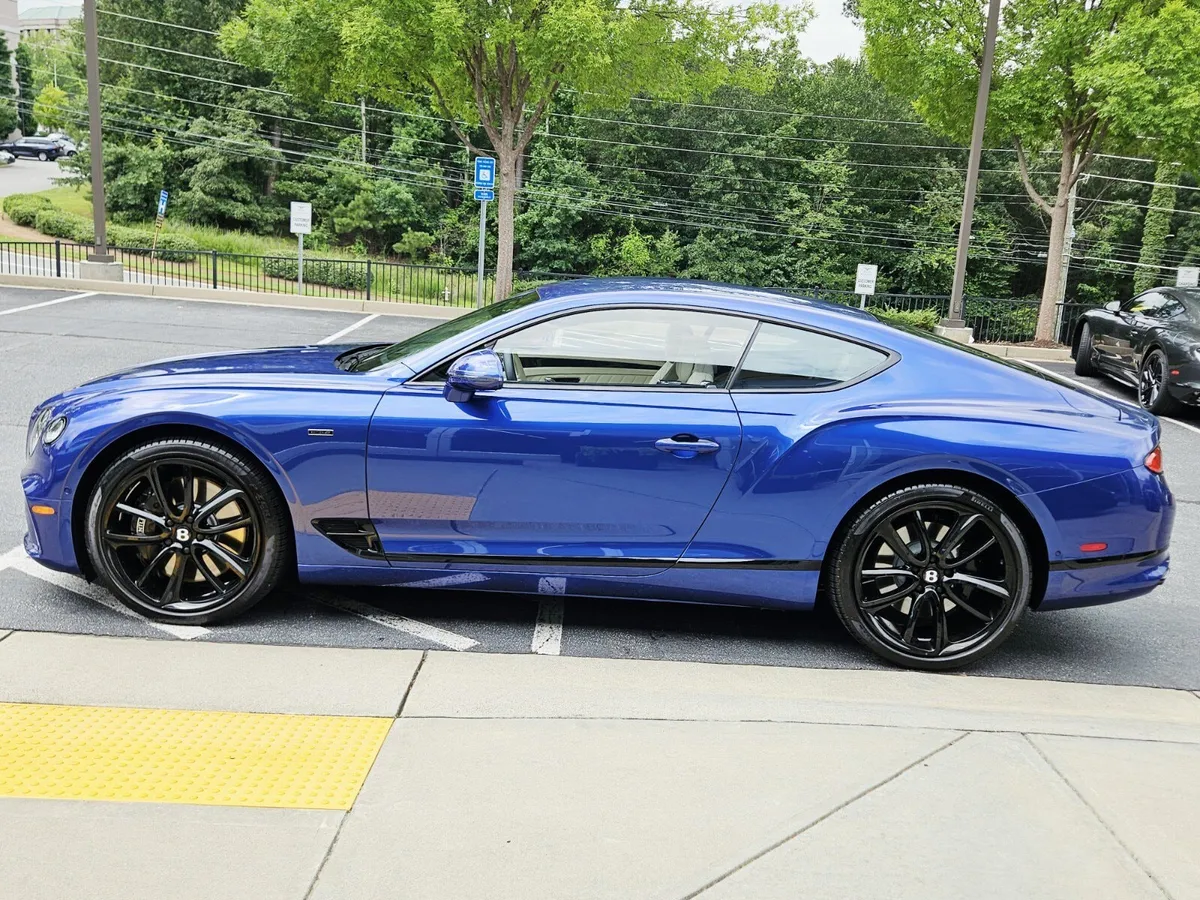 2024 Bentley Continental thumbnail 8