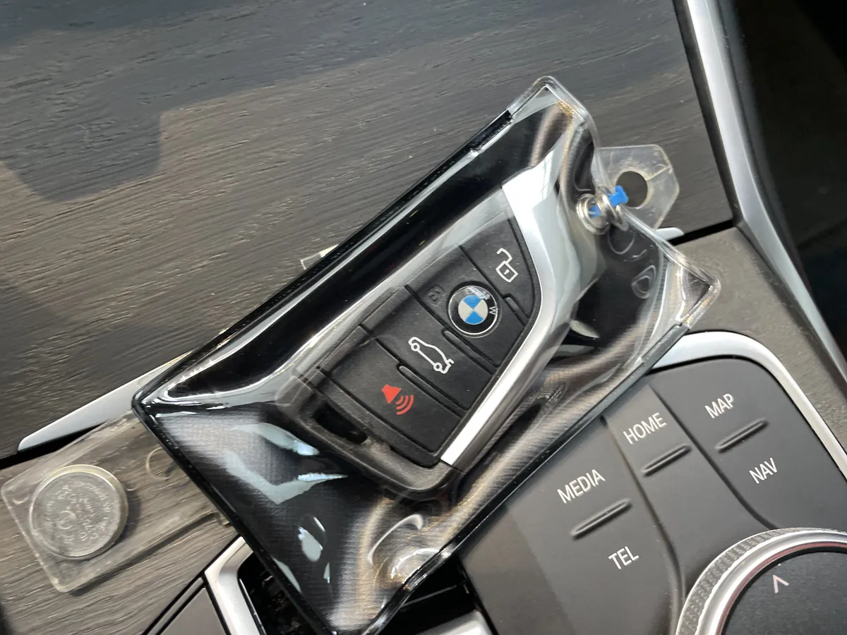 2024 BMW 3 Series 330i xDrive thumbnail 38