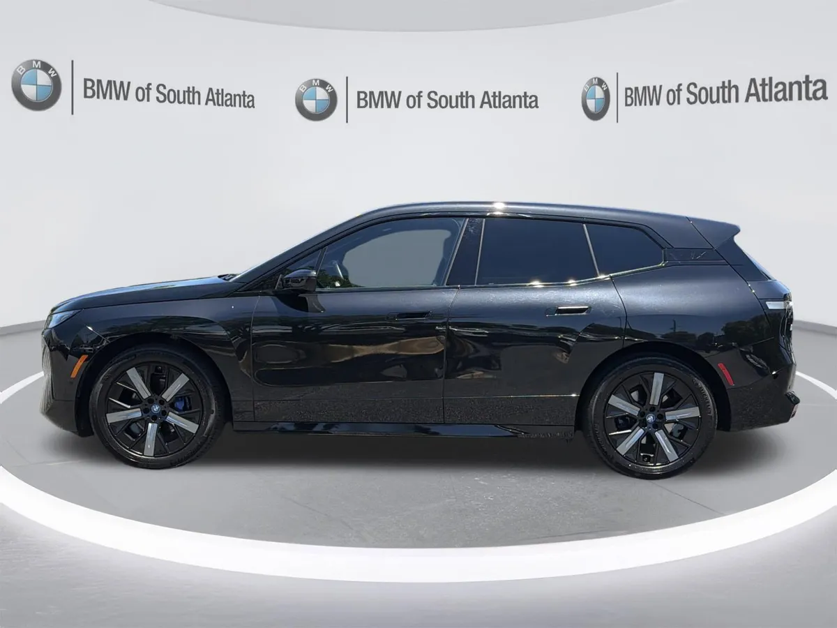 2024 BMW iX xDrive50 thumbnail 19