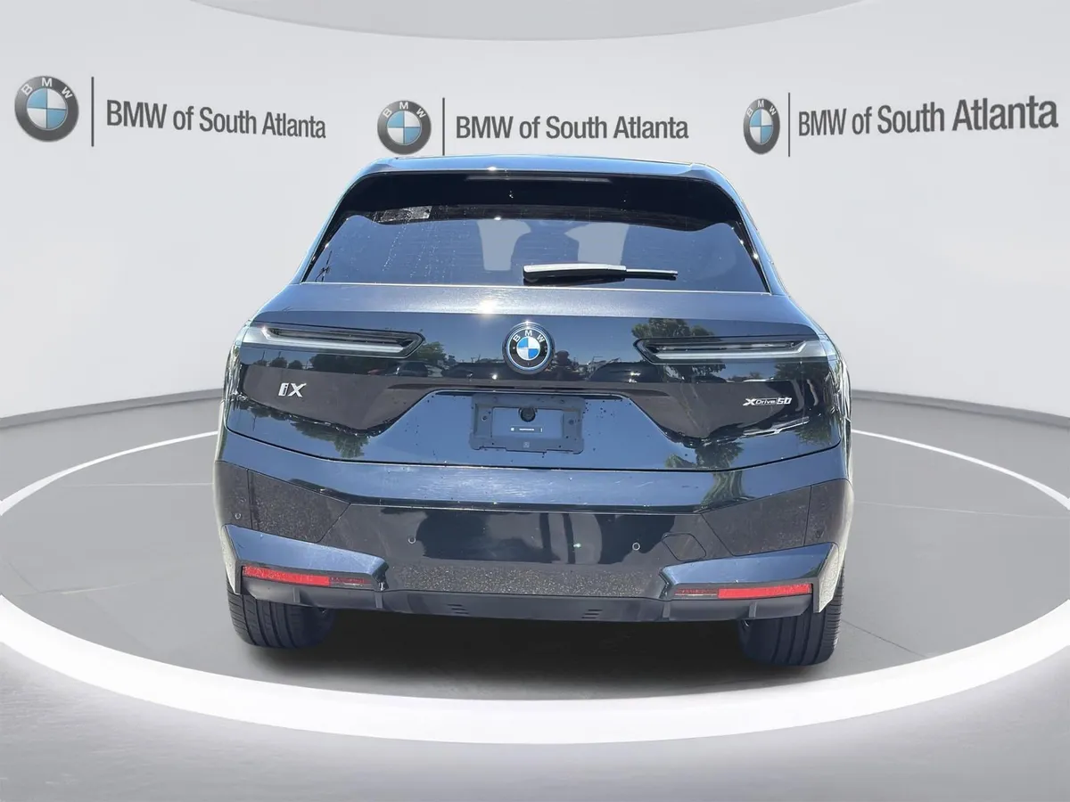 2024 BMW iX xDrive50 thumbnail 22