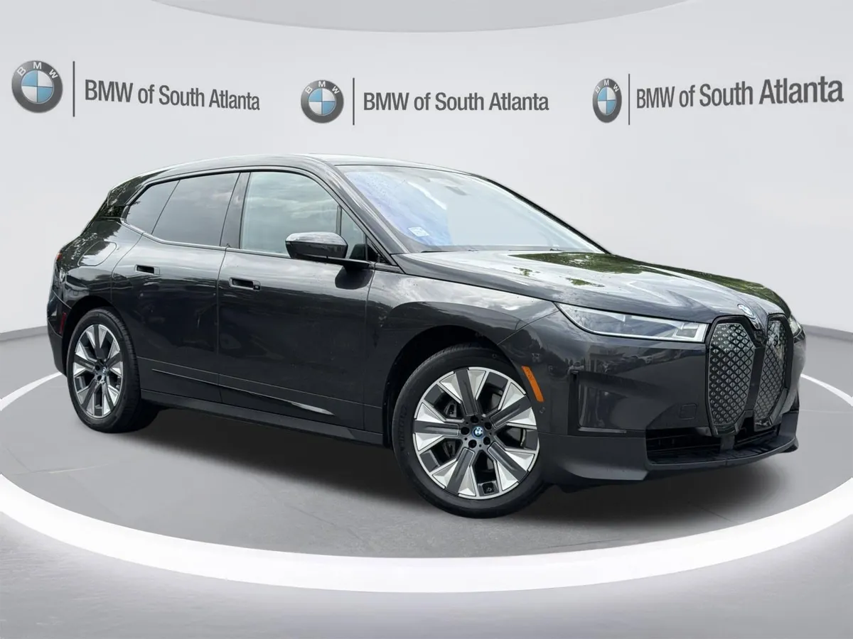 2024 BMW iX xDrive50 thumbnail 2
