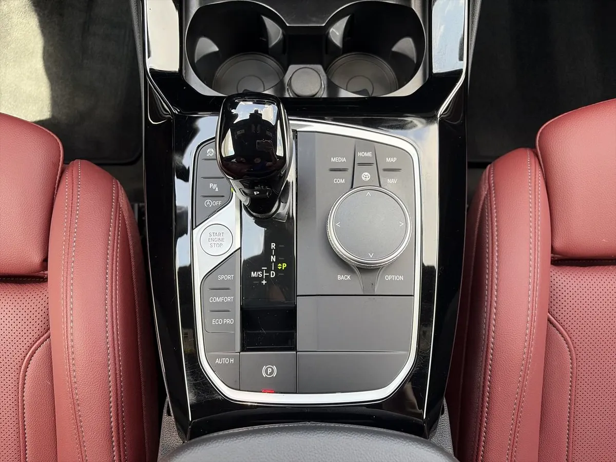 2024 BMW X3 sDrive30i thumbnail 25