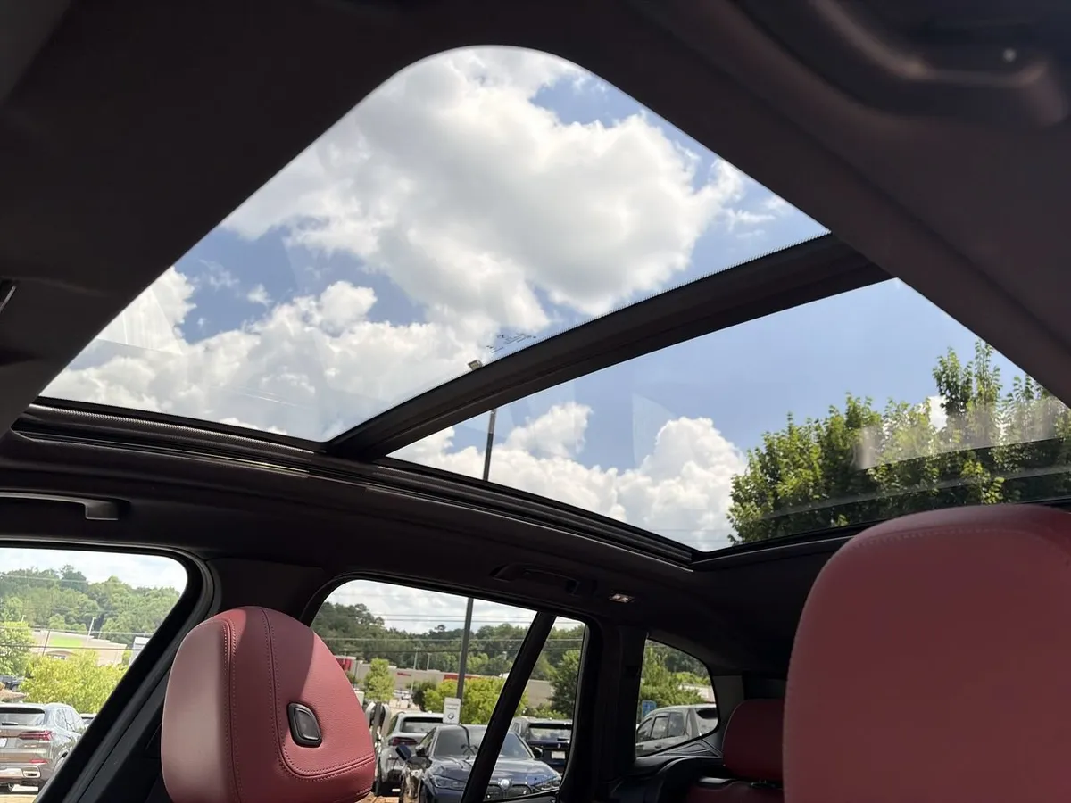 2024 BMW X3 sDrive30i thumbnail 27