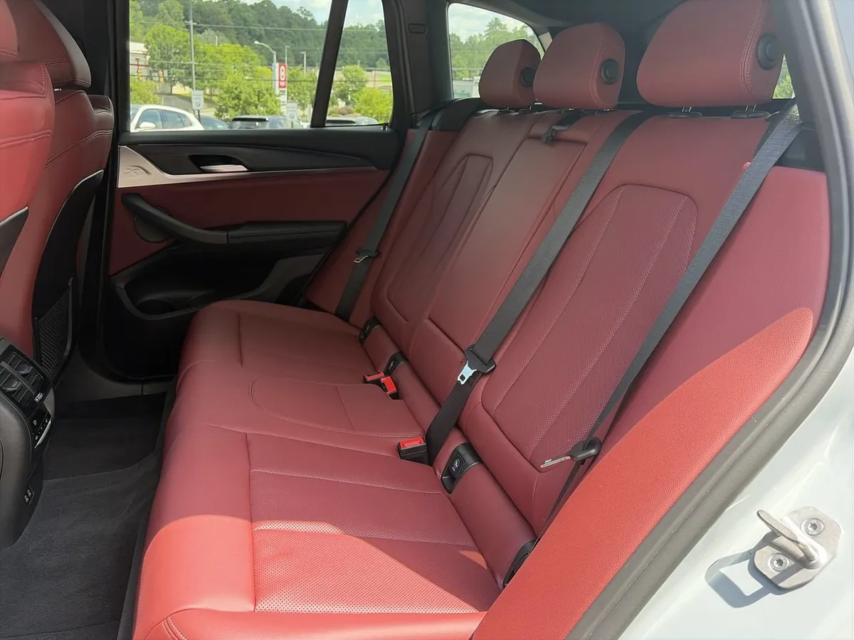 2024 BMW X3 sDrive30i thumbnail 29