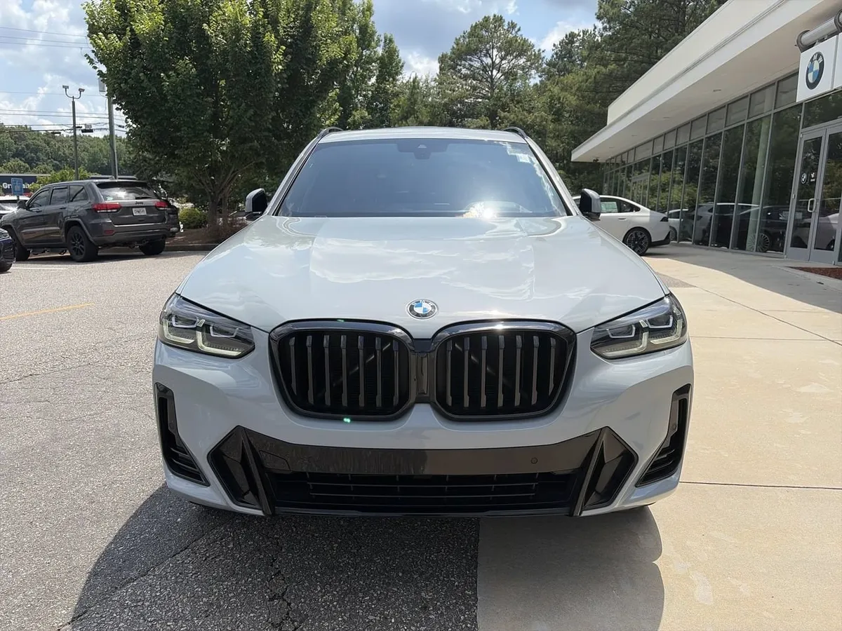 2024 BMW X3 sDrive30i thumbnail 3