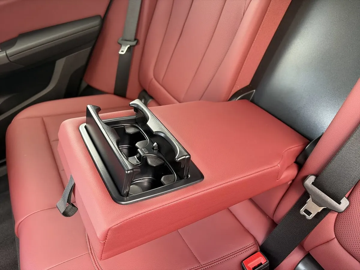 2024 BMW X3 sDrive30i thumbnail 30