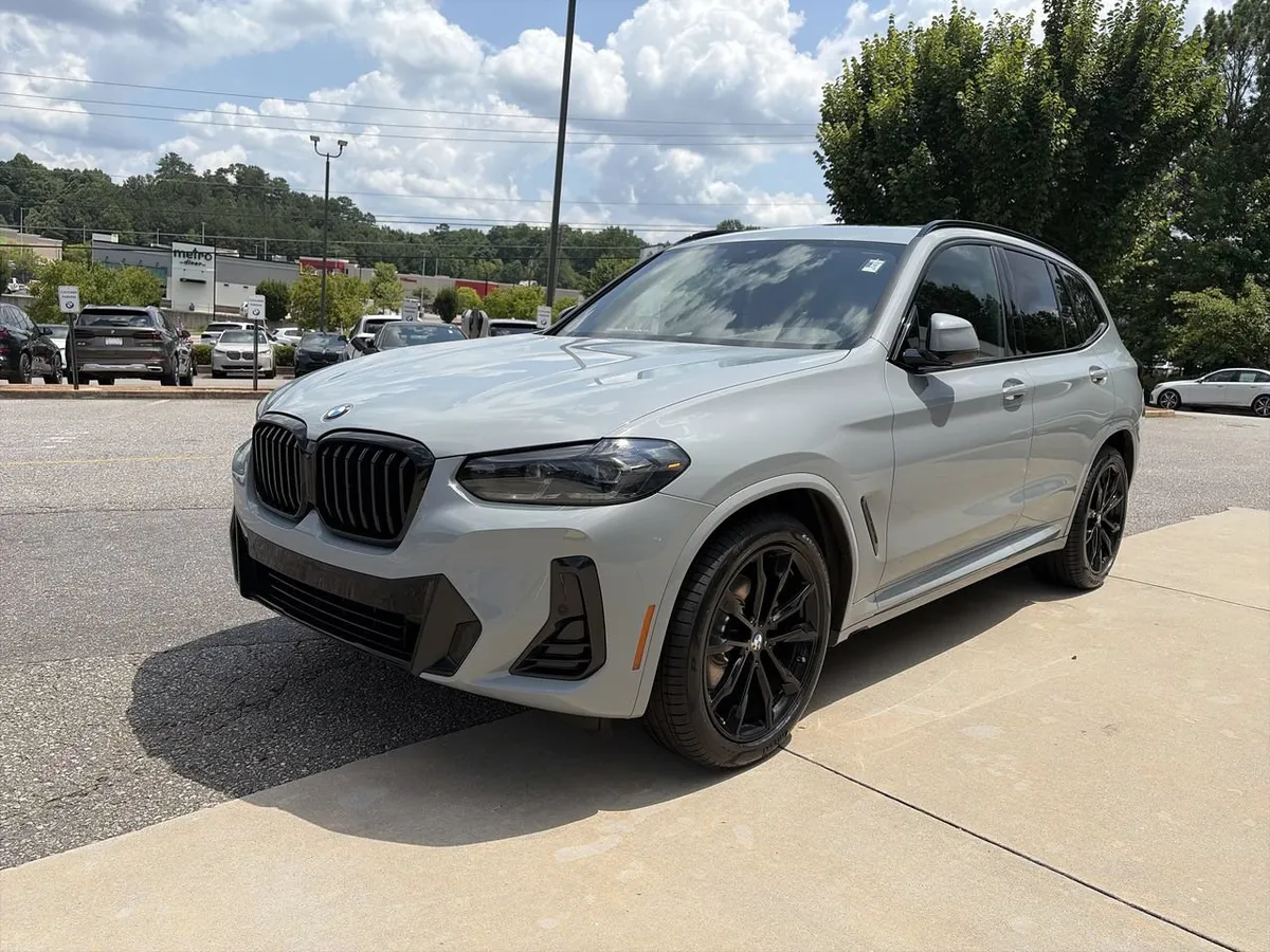 2024 BMW X3 sDrive30i thumbnail 4