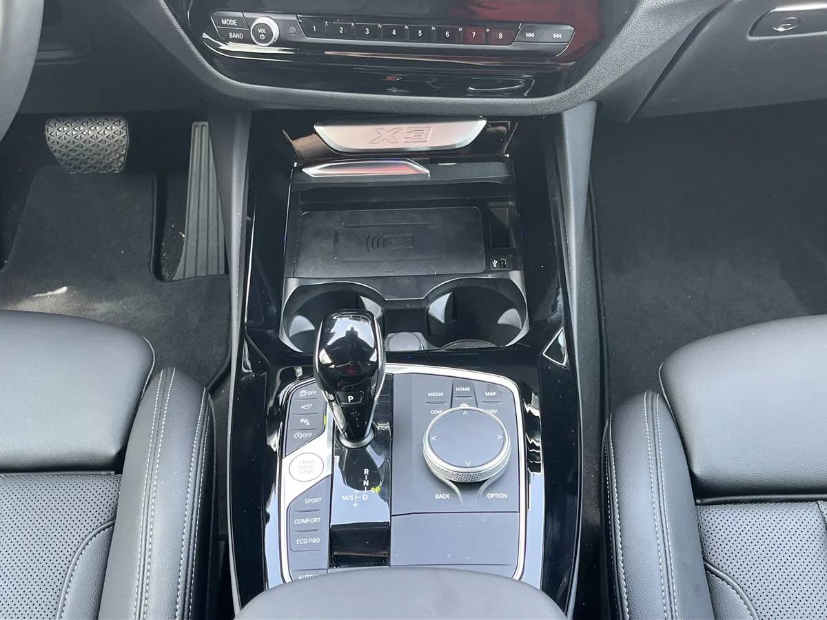 2024 BMW X3 sDrive30i thumbnail 11