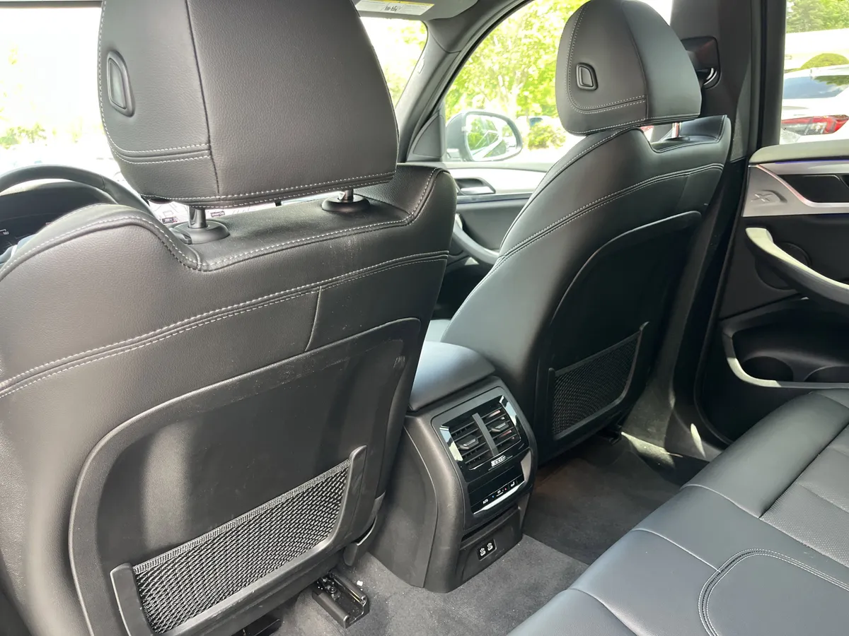 2024 BMW X3 sDrive30i thumbnail 26