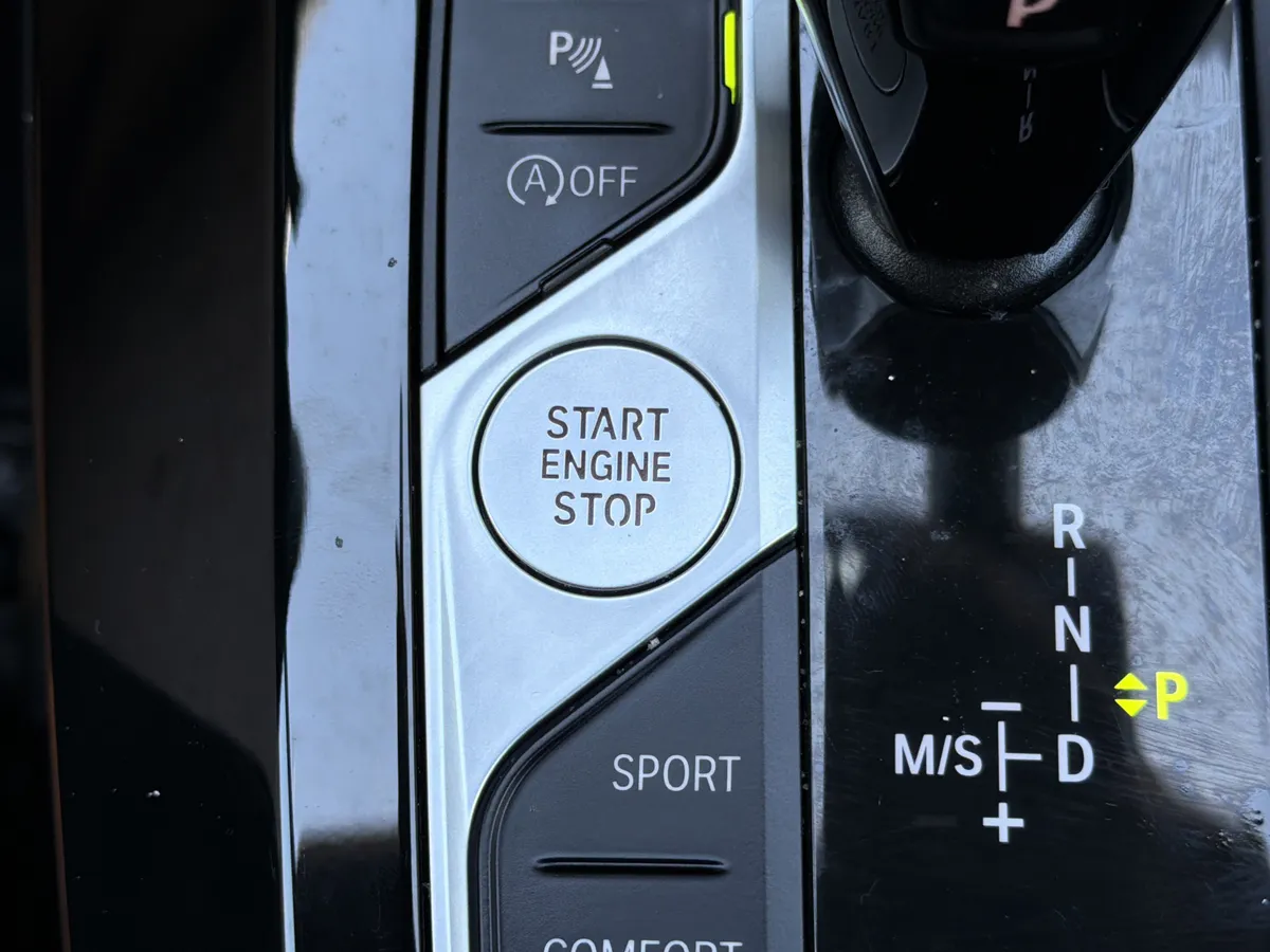 2024 BMW X3 sDrive30i thumbnail 13