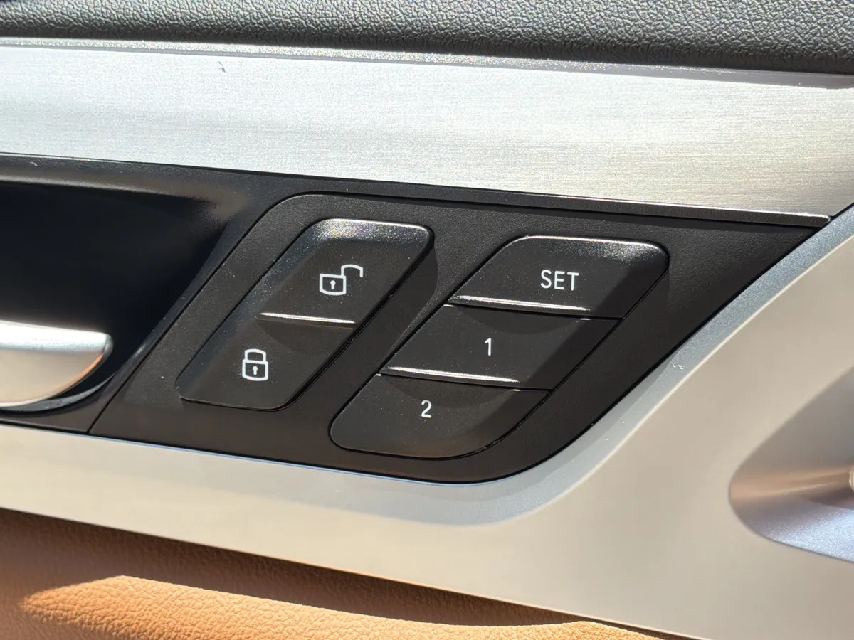 2024 BMW X3 sDrive30i thumbnail 17