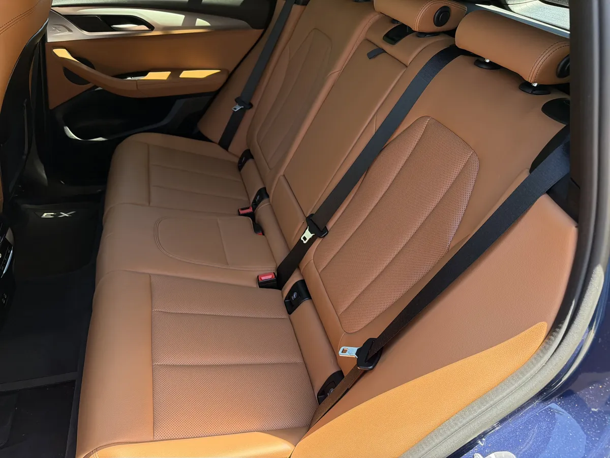 2024 BMW X3 sDrive30i thumbnail 21