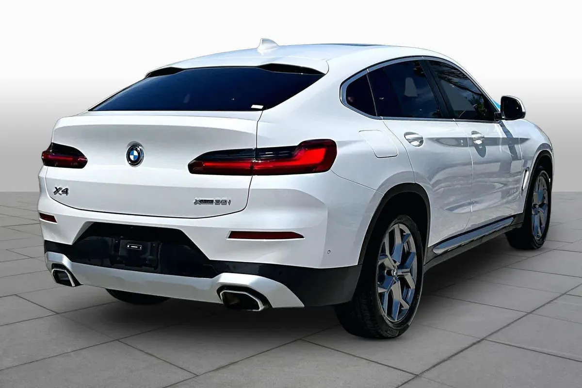 2024 BMW X4 xDrive30i xDrive30i thumbnail 13