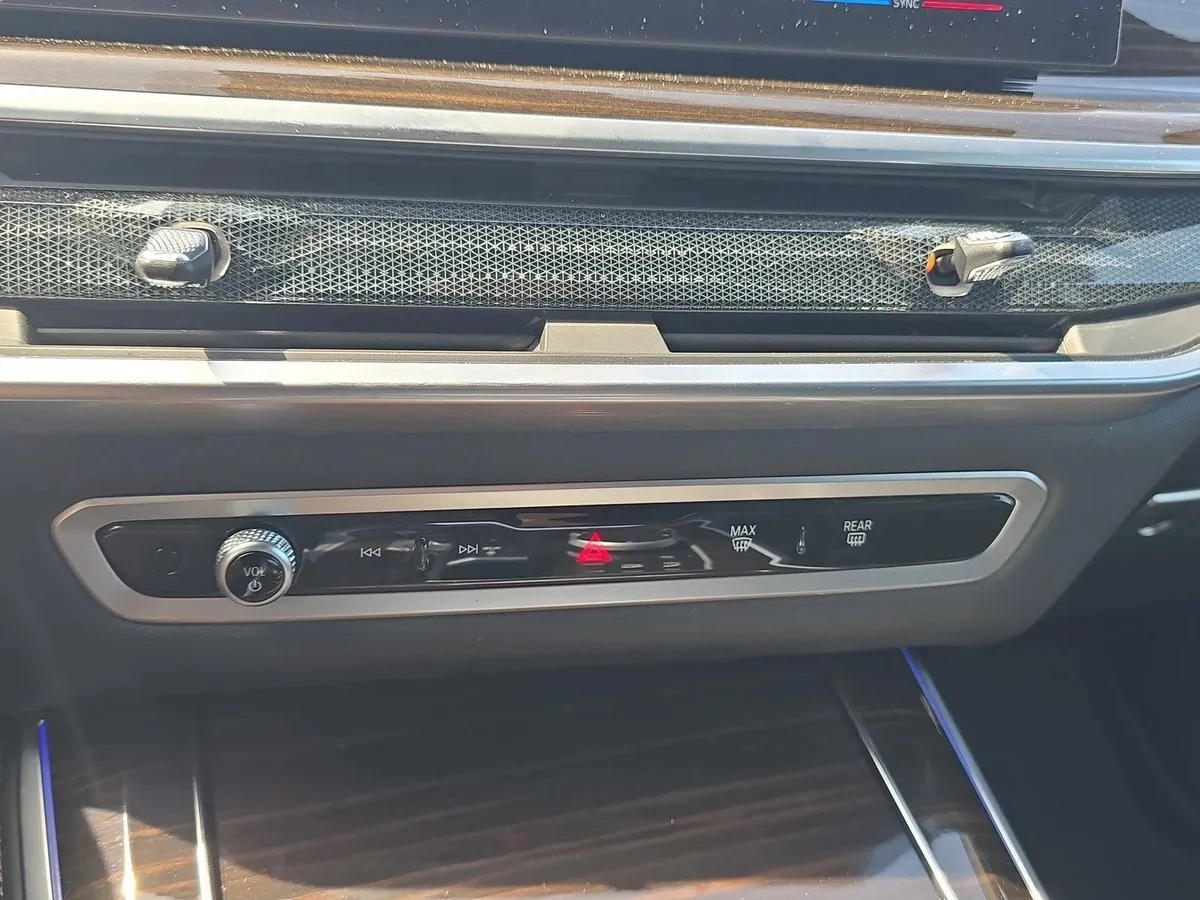 2024 BMW X5 sDrive40i thumbnail 15
