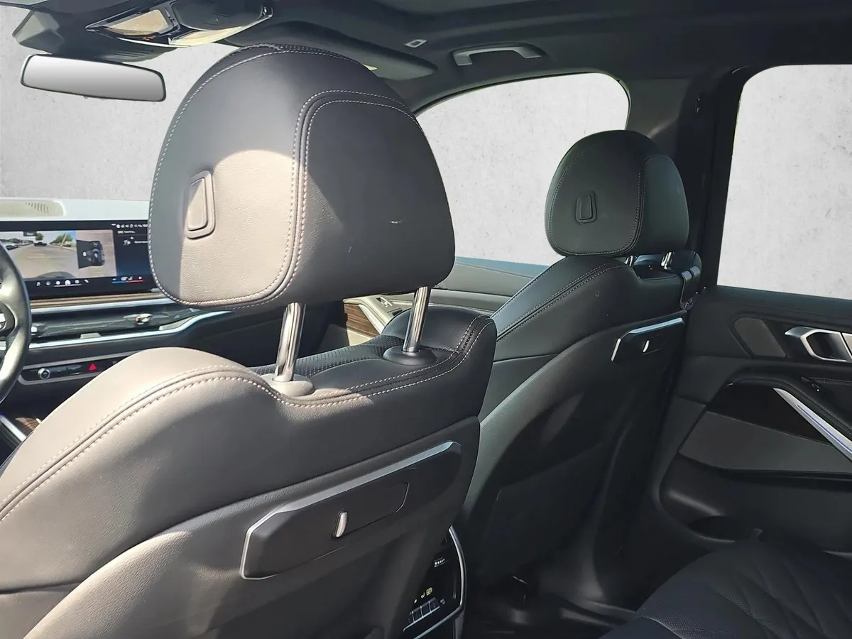 2024 BMW X5 sDrive40i thumbnail 18
