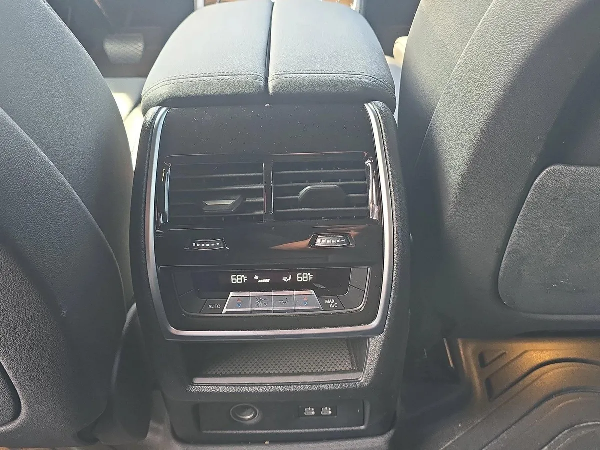 2024 BMW X5 sDrive40i thumbnail 19