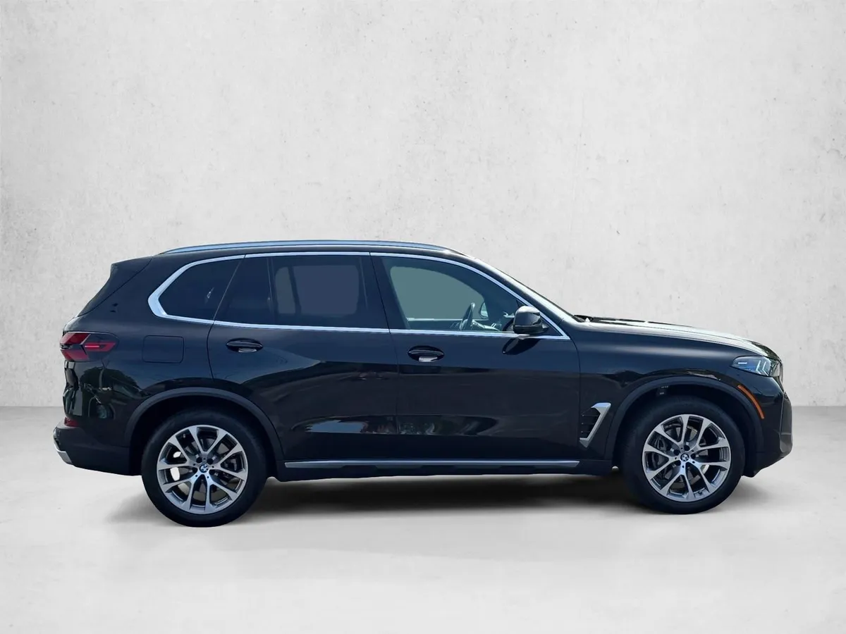2024 BMW X5 sDrive40i thumbnail 4
