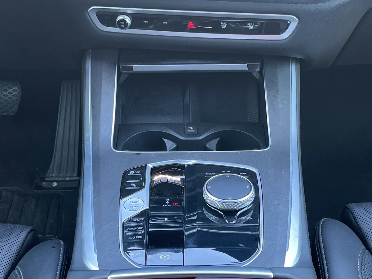 2024 BMW X5 sDrive40i thumbnail 5