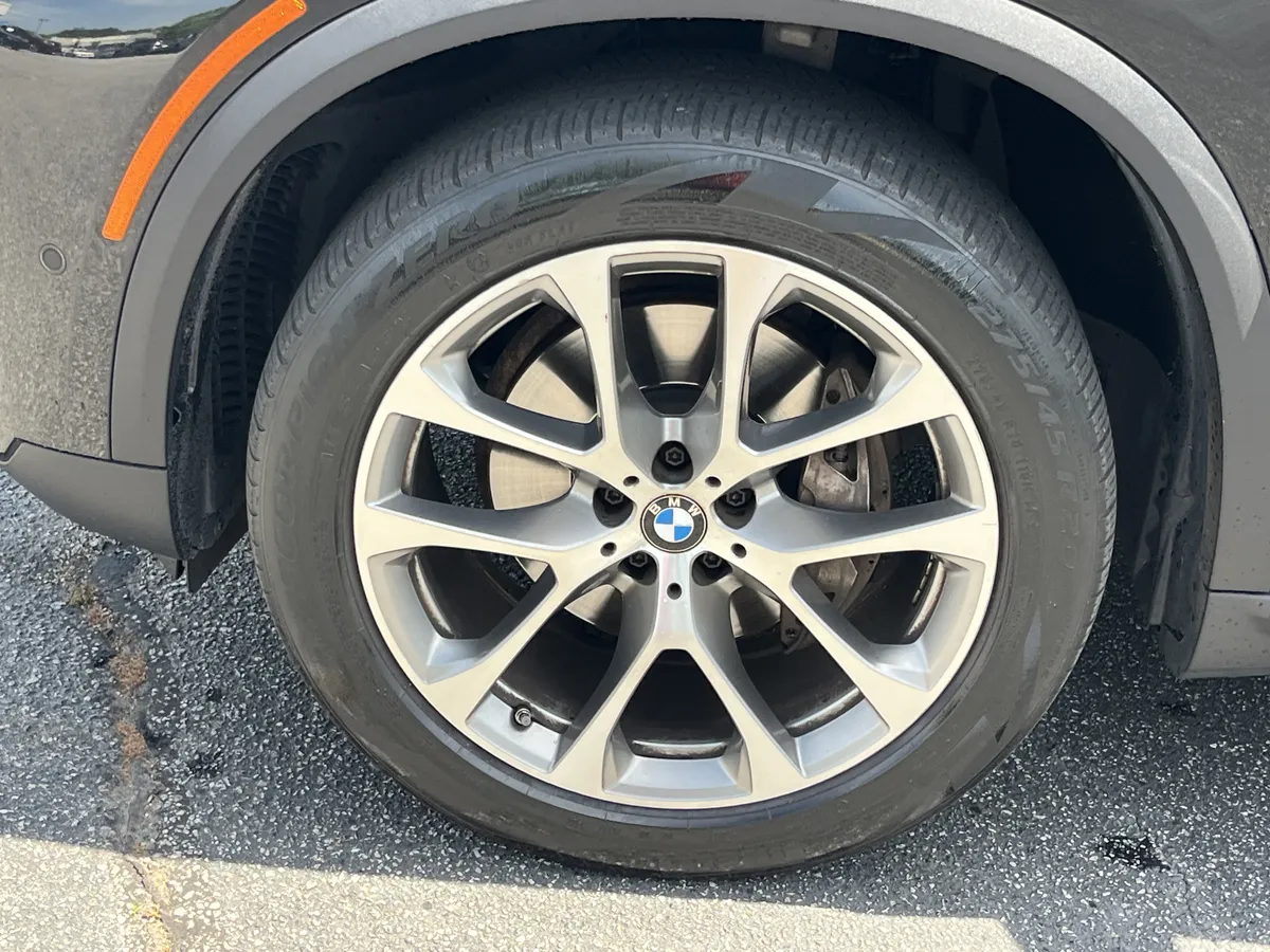 2024 BMW X5 sDrive40i thumbnail 32