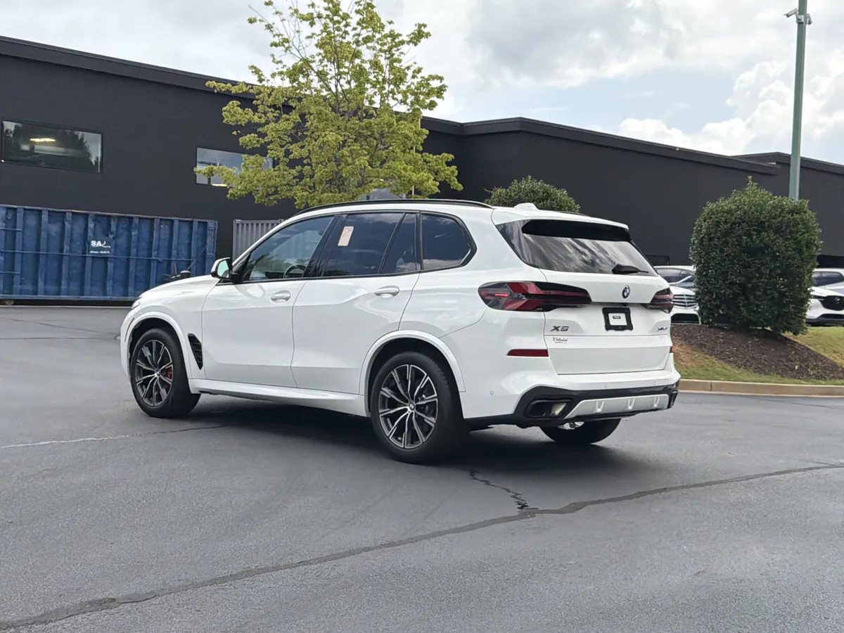 2024 BMW X5 xDrive40i thumbnail 13