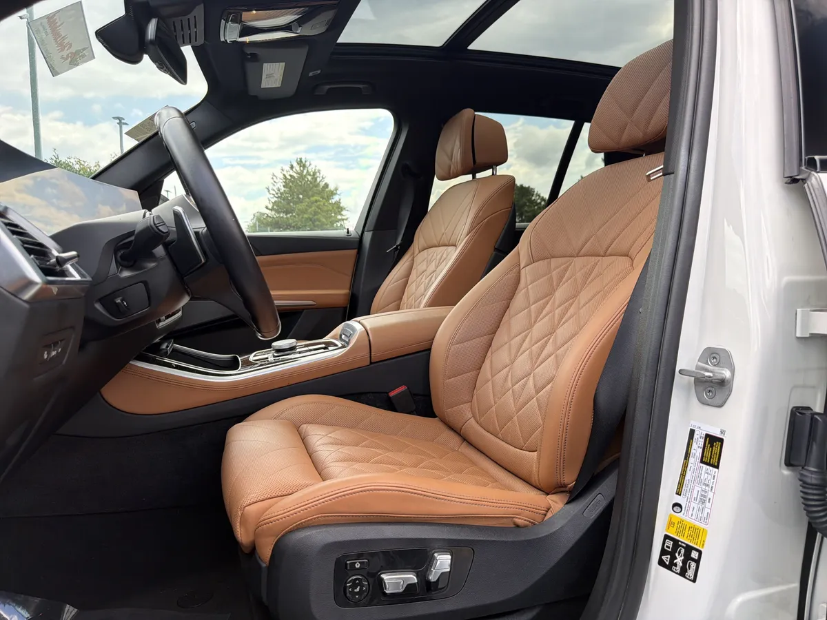 2024 BMW X5 xDrive40i thumbnail 6