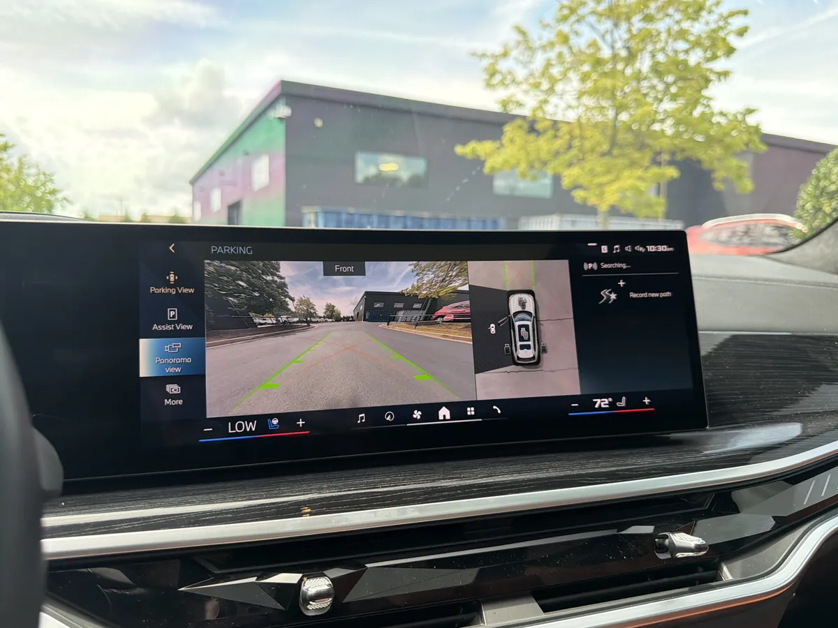 2024 BMW X7 M60i thumbnail 36