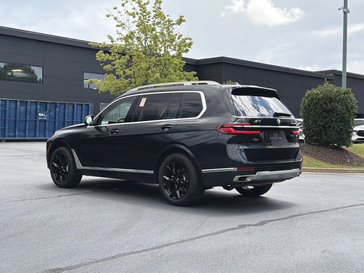 2024 BMW X7 xDrive40i thumbnail 15