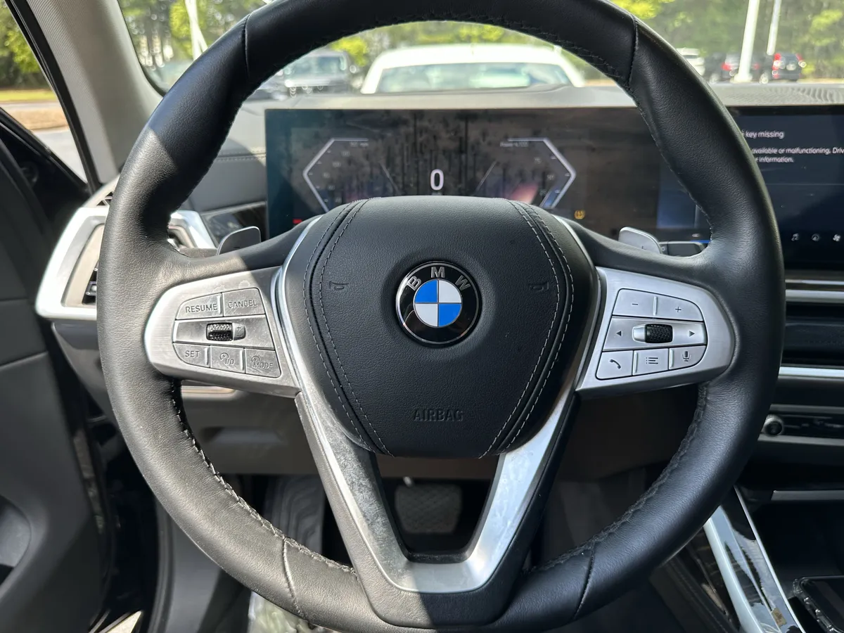 2024 BMW X7 xDrive40i Sports Activity Vehicle thumbnail 6