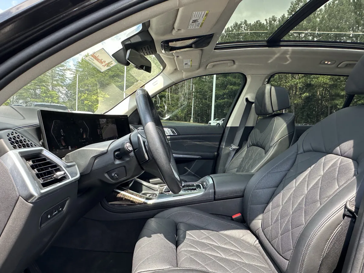 2024 BMW X7 xDrive40i Sports Activity Vehicle thumbnail 7